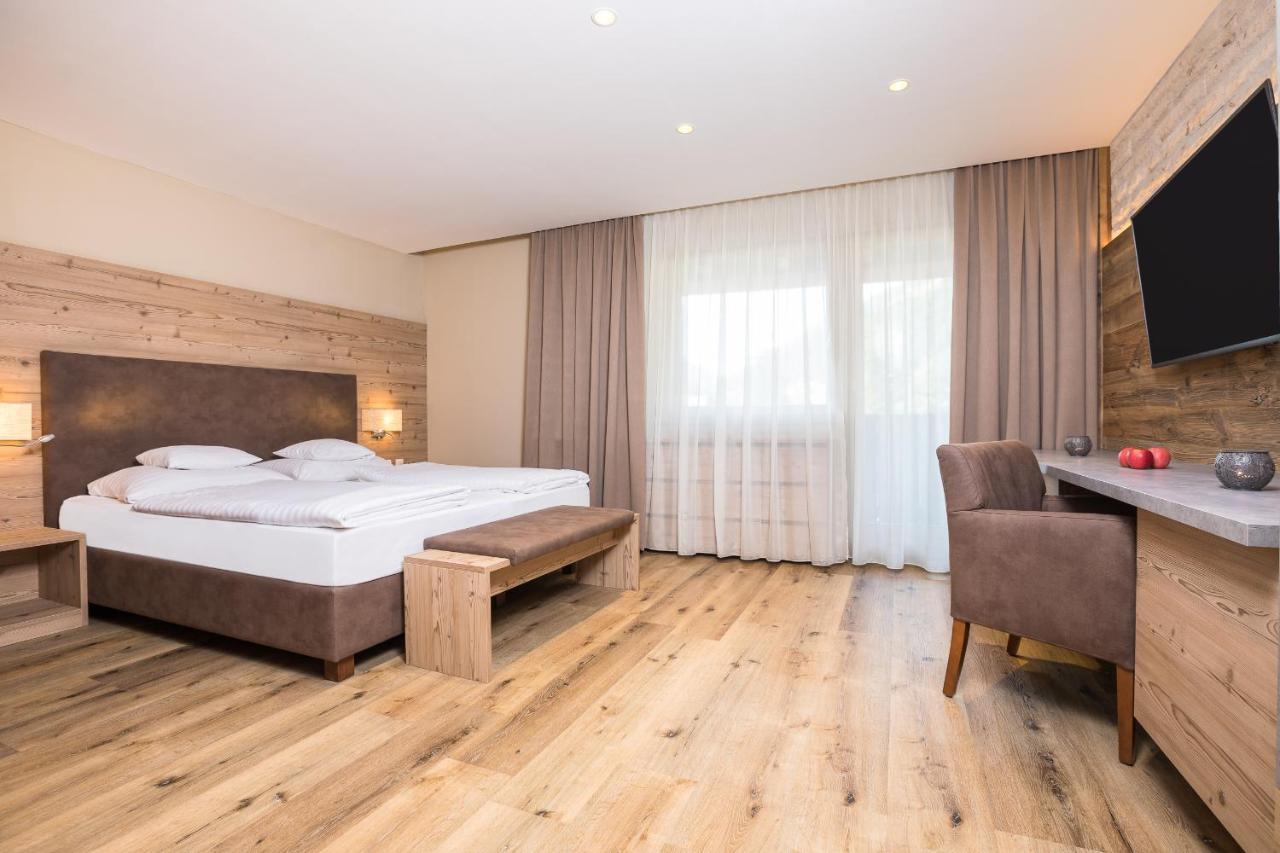 Alpinresort Stubaierhof ****S فلبمس المظهر الخارجي الصورة